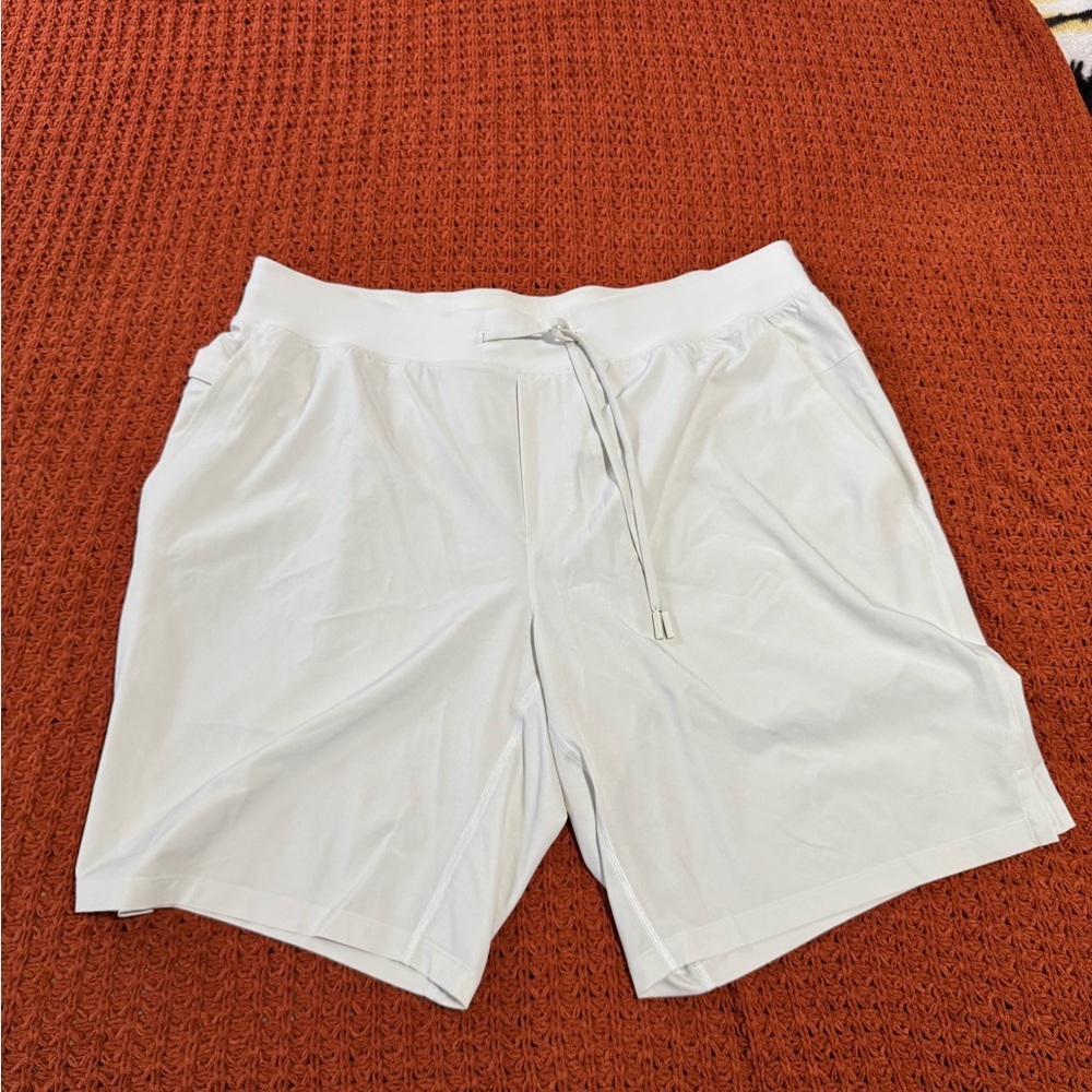 🤍lululemon athletica  Men's Athletic Shorts🤍🤍color cream!! - Picture 4 of 14